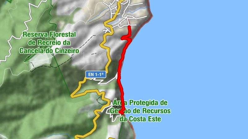 Nordeste - Cascata da Ribeira da Tosquiada - Pedreira