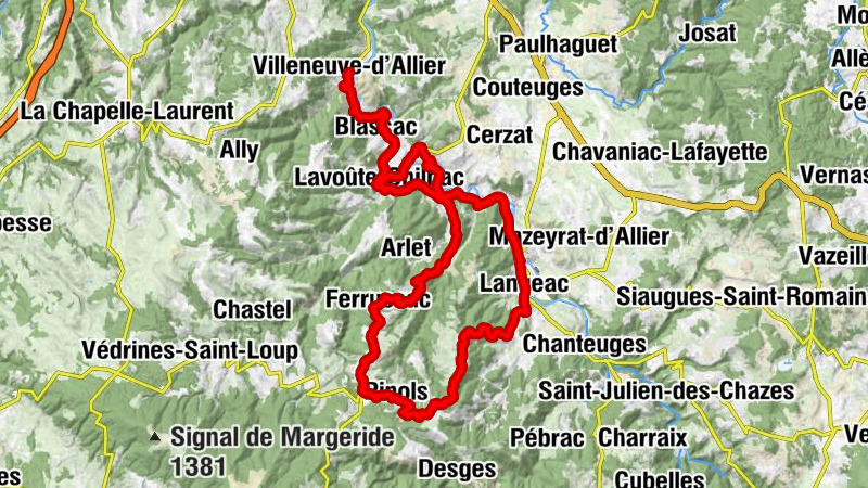 Villeneuve-d'Allier - Hôtel de la poste - Église Notre-Dame-de-Bon-Secours - Église Saint-Jean-Baptiste