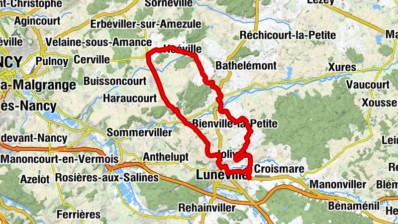 Grand Wok - Église de la Sainte-Croix - Église Saint-Nicolas - Église Sainte-Libaire